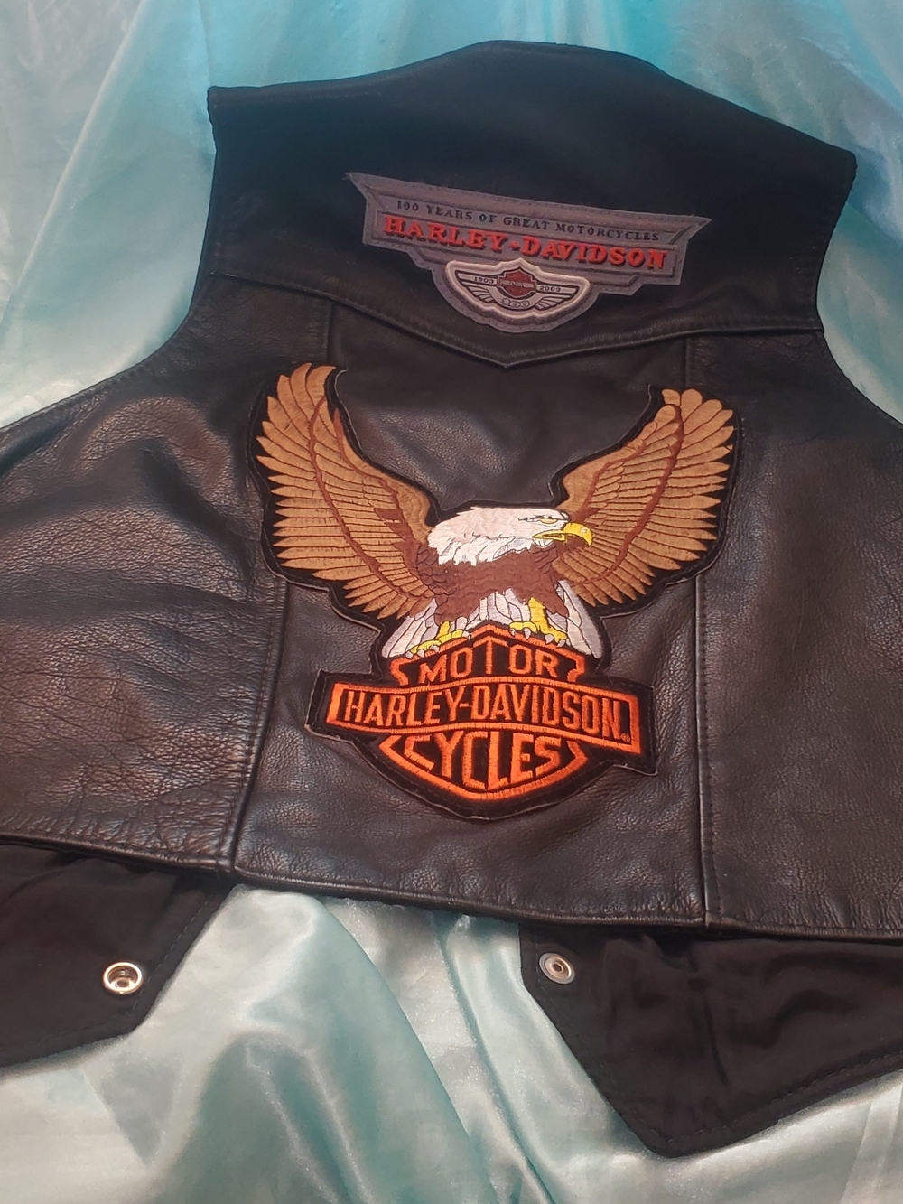 J.R.D. Vintage Men's Black Leather Biker Vest Size 2XL, Harley-Davidson Patches